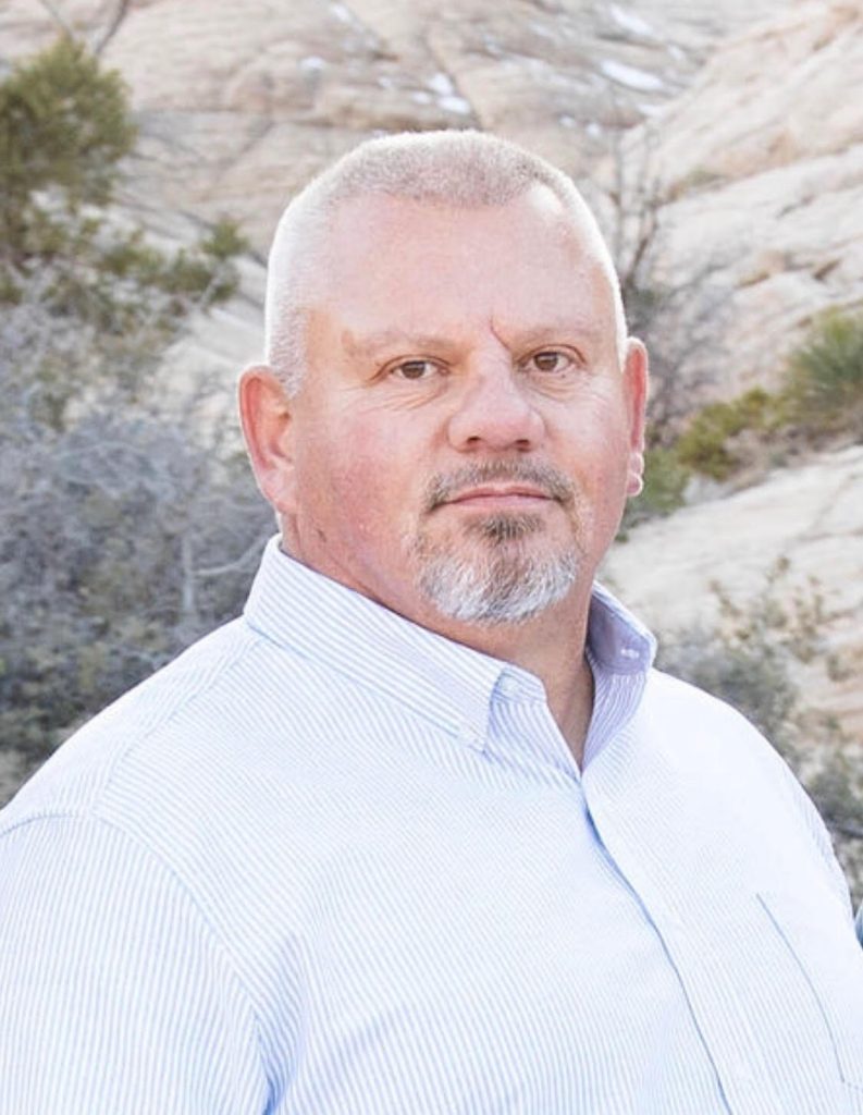 Trent Curtis Headshot